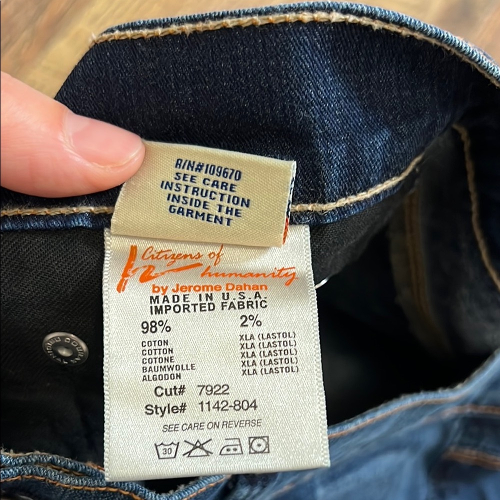 Women’s blue crop jeans - Picture 4 of 9